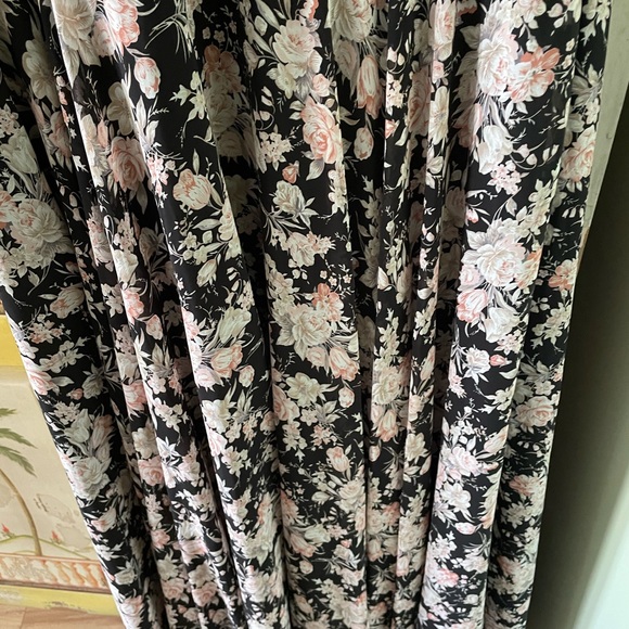 Mac Duggal Black and Pink Floral Maxi Dress - Picture 11 of 15